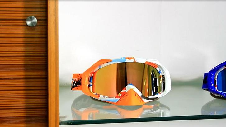 Goggles(1)
